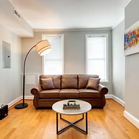 Thee Rose Garden, National Mall, Capital Hill, H St, A Apartamento